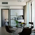 Blu Ξενοδοχείο 4*