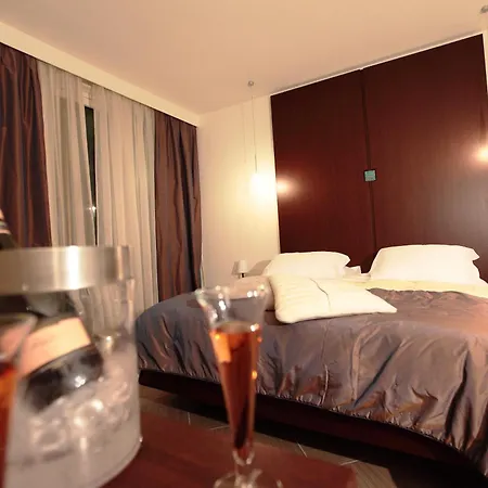Hotell Blu 4*