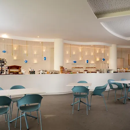 Hotell Blu 4*